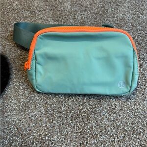 lululemon athletica everyday belt bag